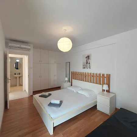 Sunny Breeze Apartman *